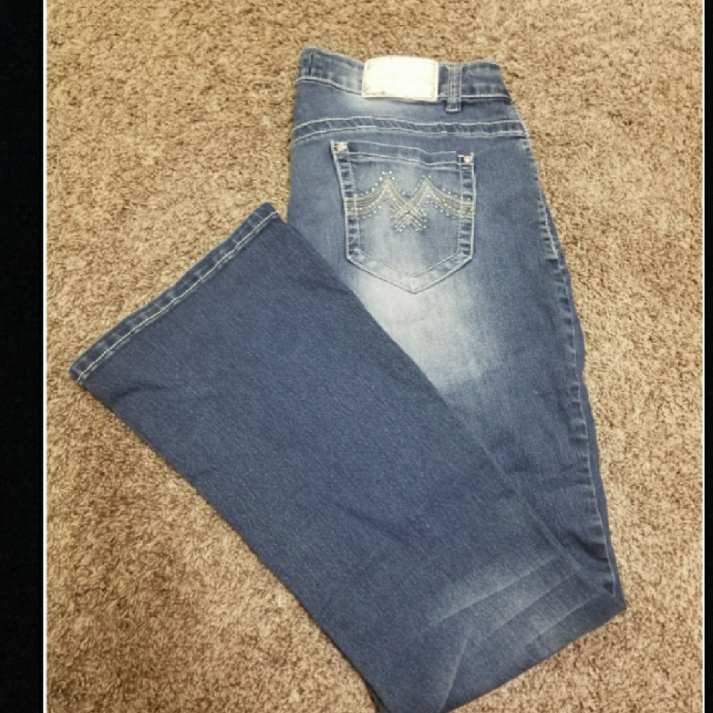 Toxic light wash bootcut jeans 16